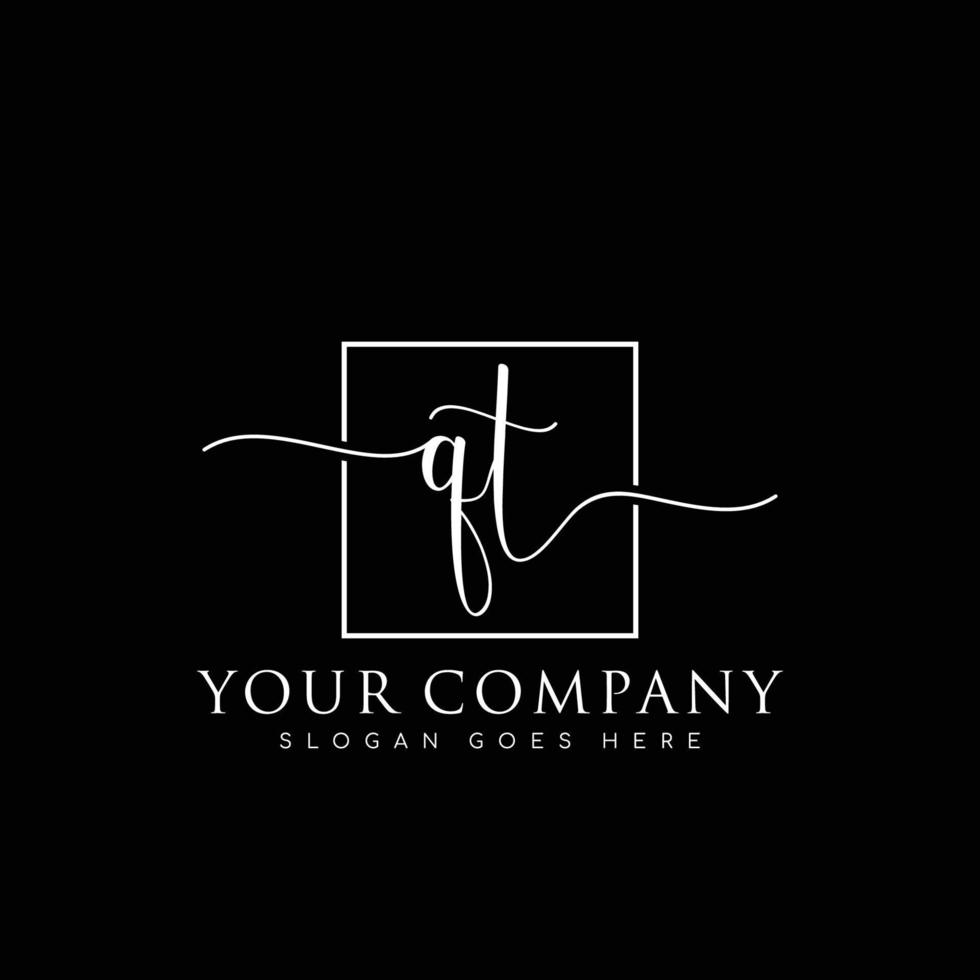 QT Initial handwriting minimalist logo vector