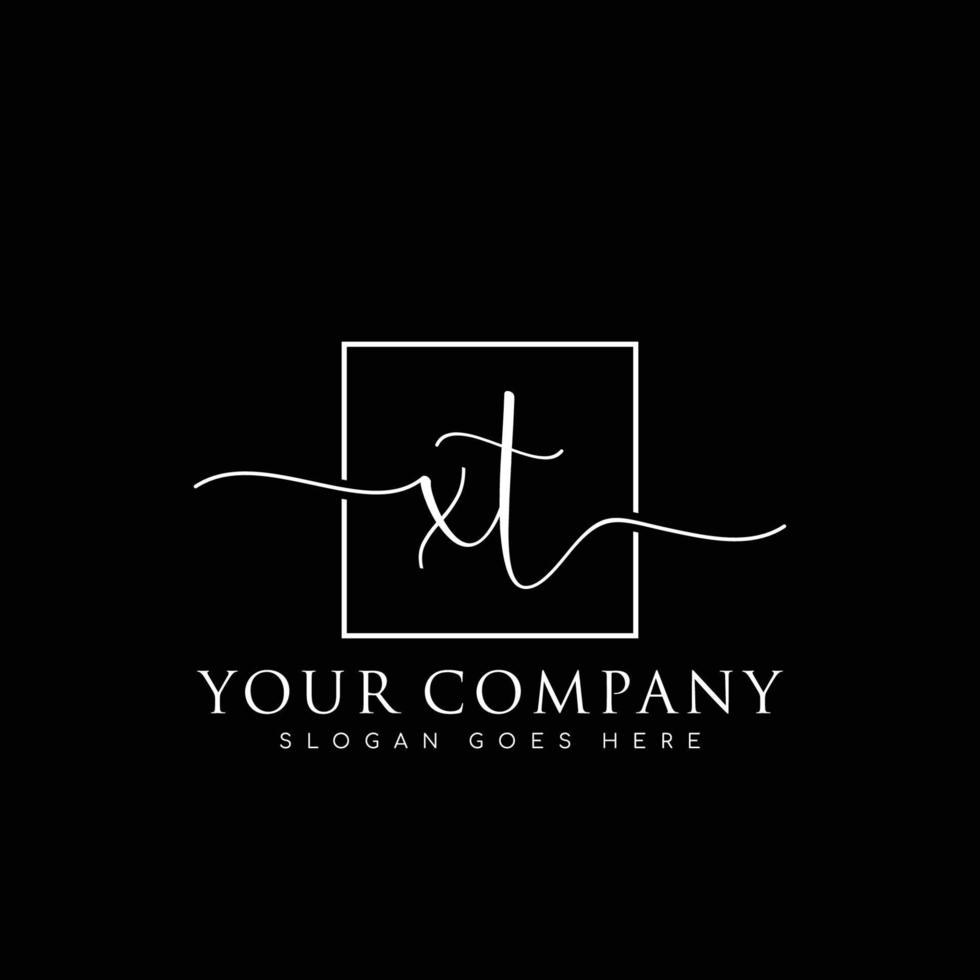 XT Initial handwriting minimalist logo vector