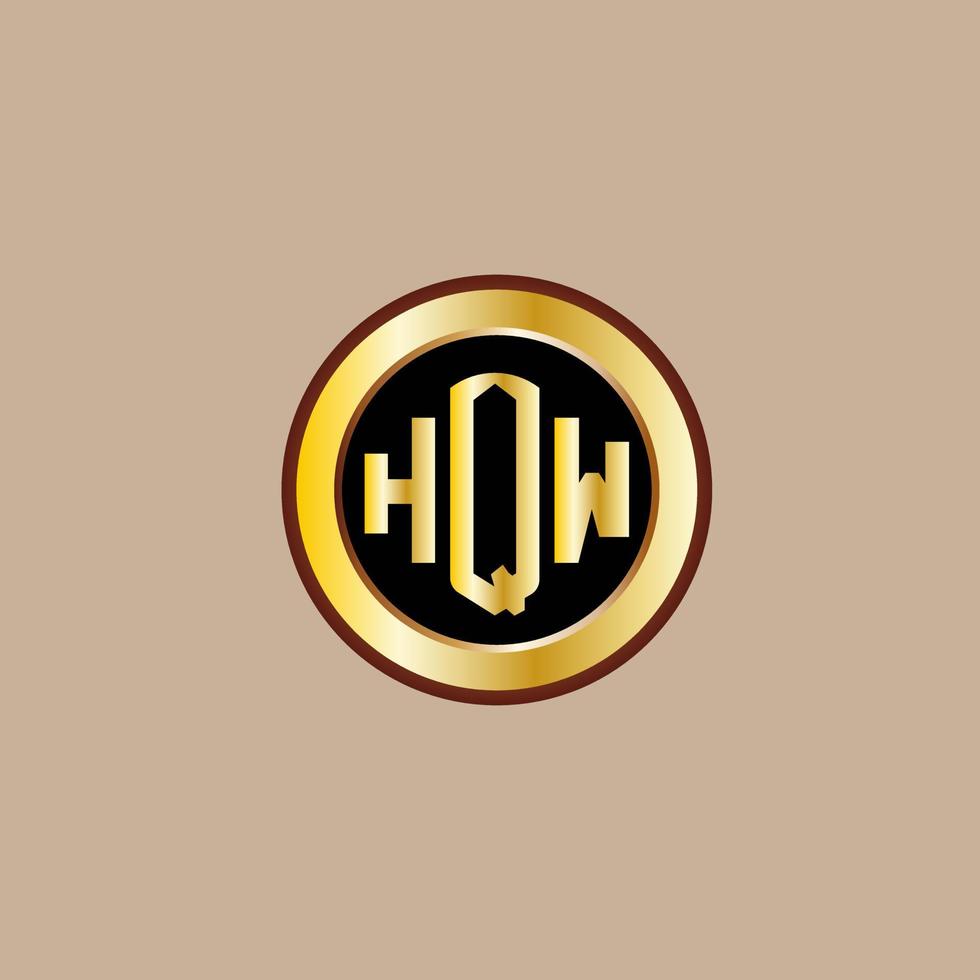 diseño creativo del logotipo de la letra hqw con círculo dorado vector