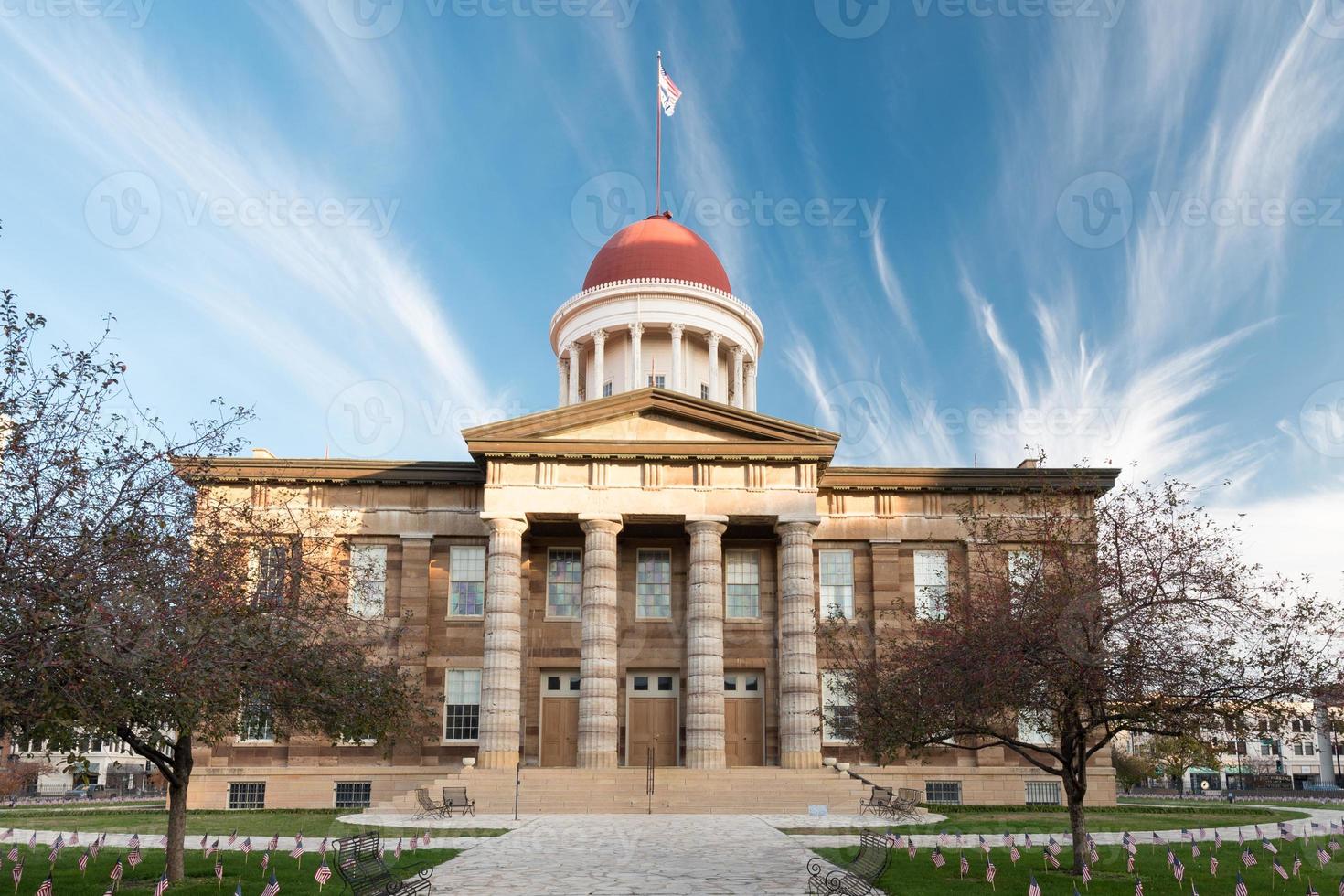 Illinois Old State Capitol photo
