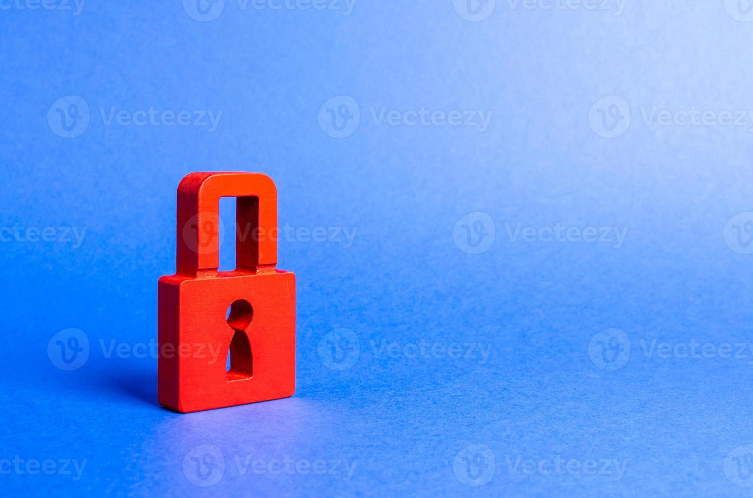 A red padlock. information safty. preservation of secrets, information and values. Protection and insurance. Hacking attack. Safety of personal data, privacy of users. NSFW. Virus, antivirus photo