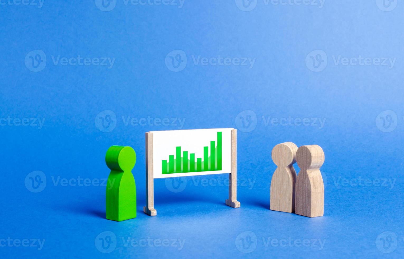 Leader makes a presentation for employees. Business meeting and processes, Positive growth trend, good economic performance. Report and strategy development and Achieving success, Roadmap. Teamwork. photo