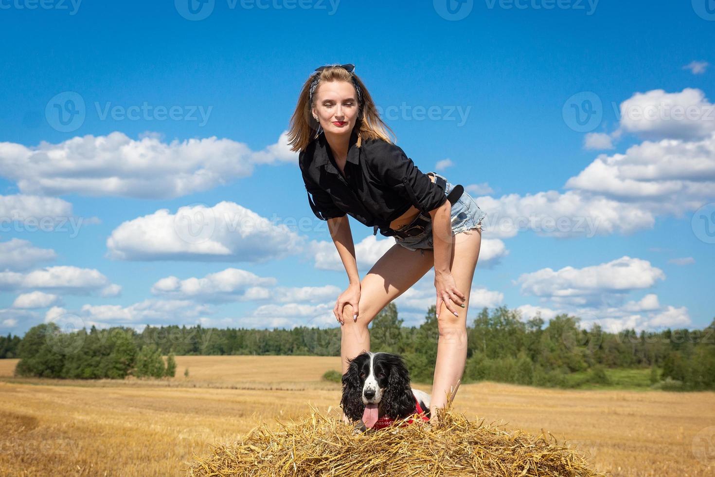 niña con perro foto