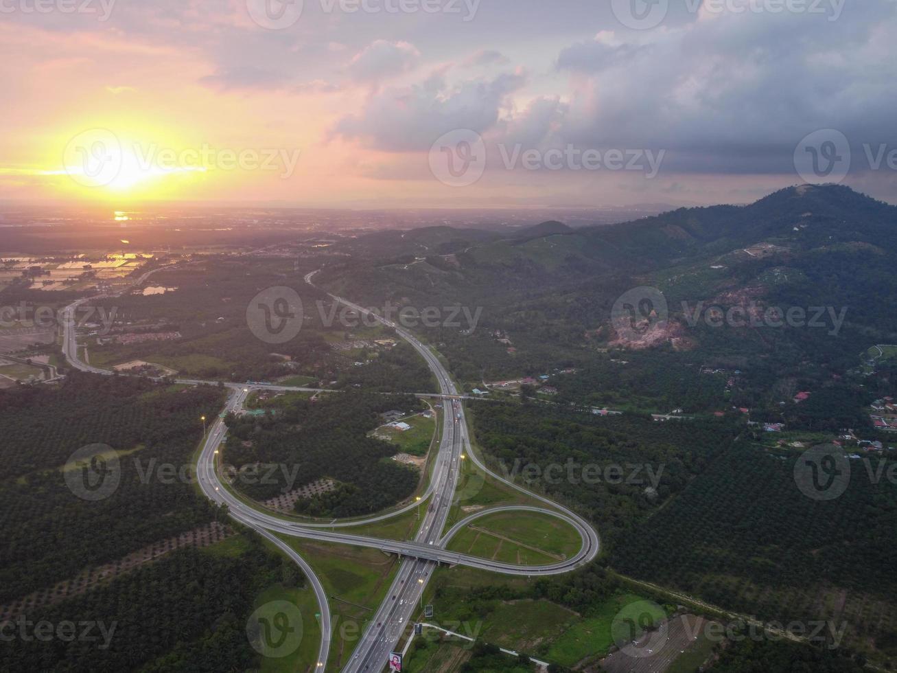 peaje de la autopista de bandar bahru vista aérea foto