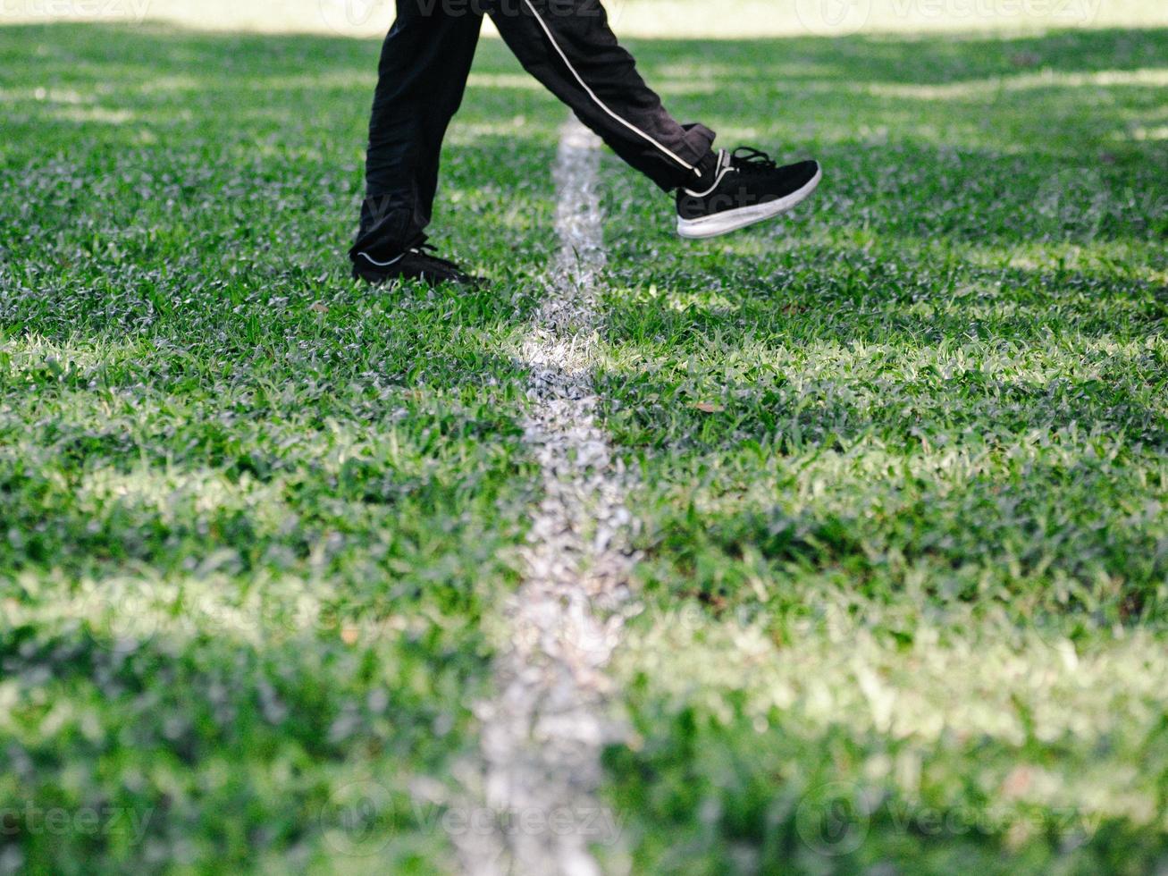 Crossing the line 13642903 Stock Photo at Vecteezy