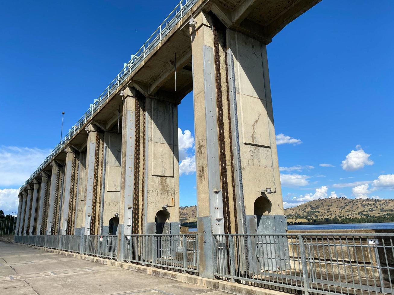 ALBURY, NEW SOUTH WALES, AUSTRALIA 2022 the Hume Weir, is a major dam