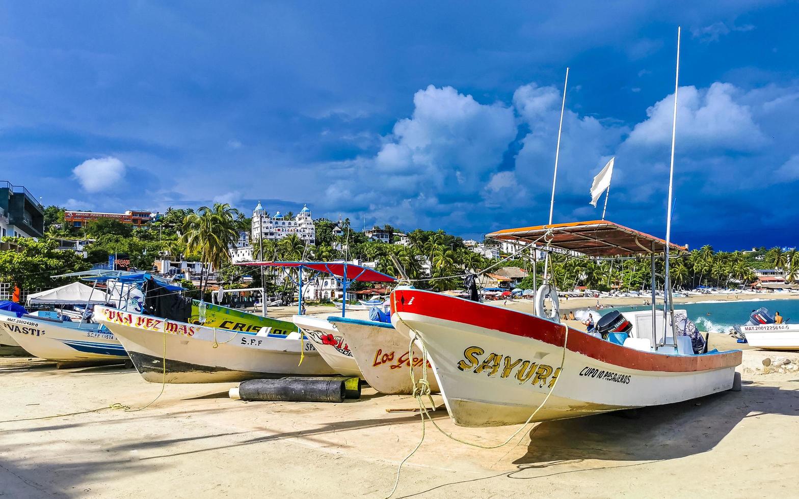 Puerto Escondido Oaxaca Mexico 2022 Boats yachts ship jetty beach in