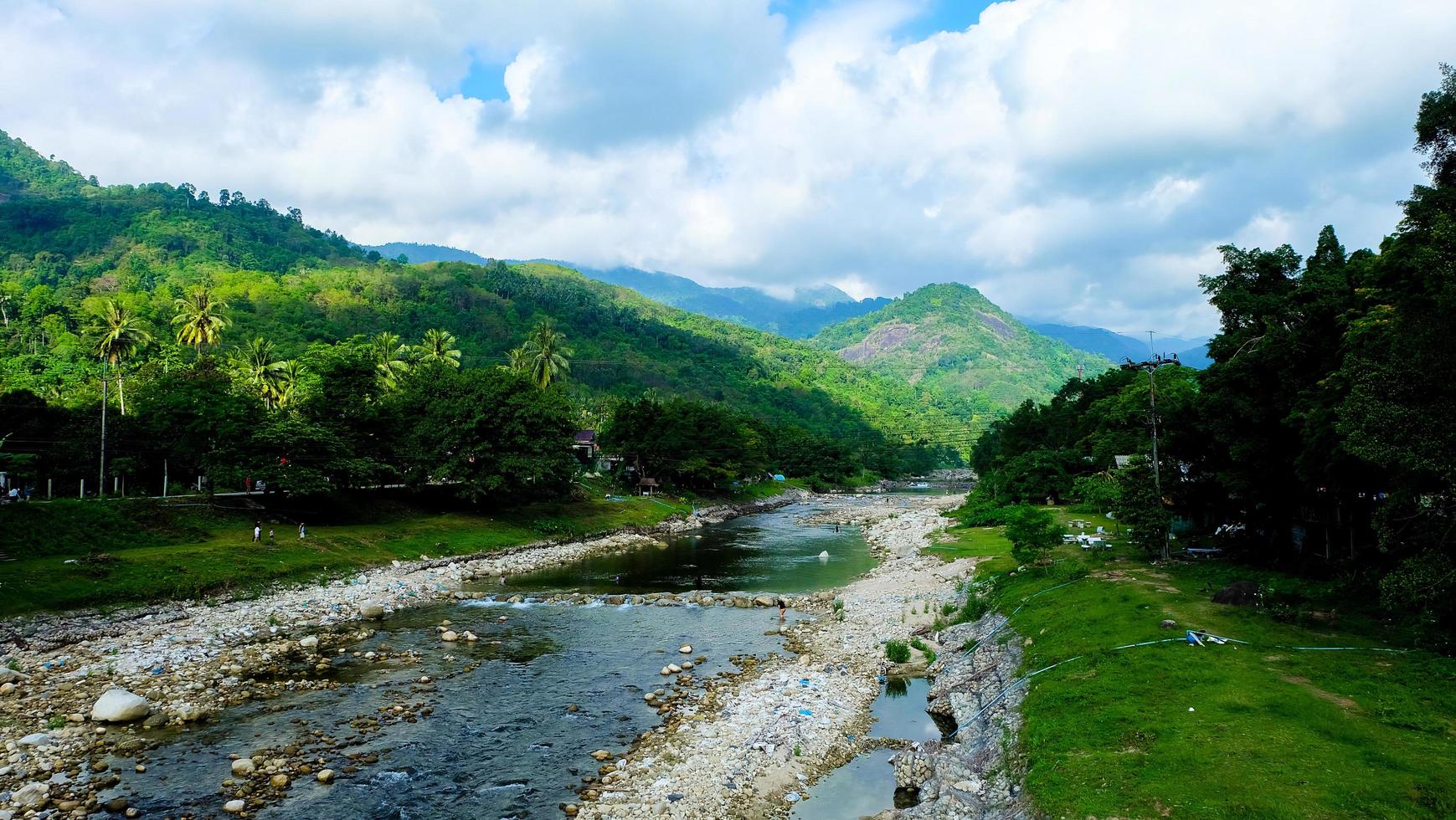 pueblo de kiriwong, distrito de laan saka, provincia de nakhon si thammarat en verano foto