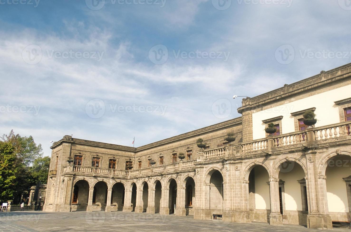histórico castillo de chapultepec en la ciudad de méxico foto