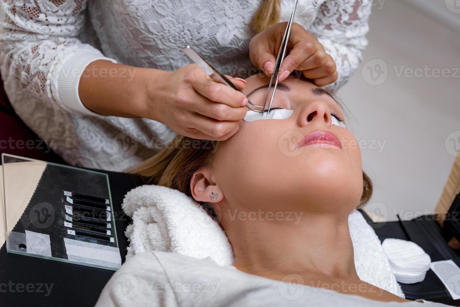 Procedure Eyelashes Extension photo