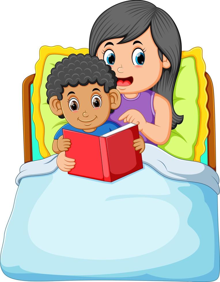 el niño rizado se va a dormir y lee el libro con su madre vector