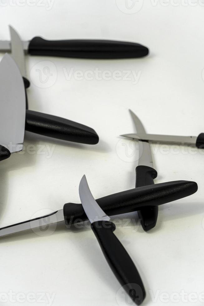 cuchillos de cocina de acero, aislados en blanco, cuchillos de cocina de metal, México foto