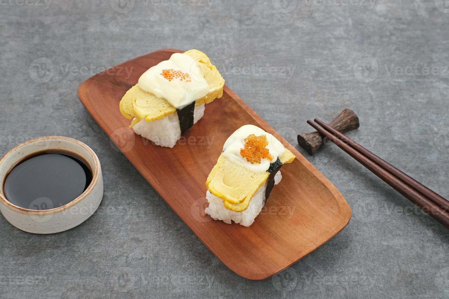 Tamago Sushi Roll