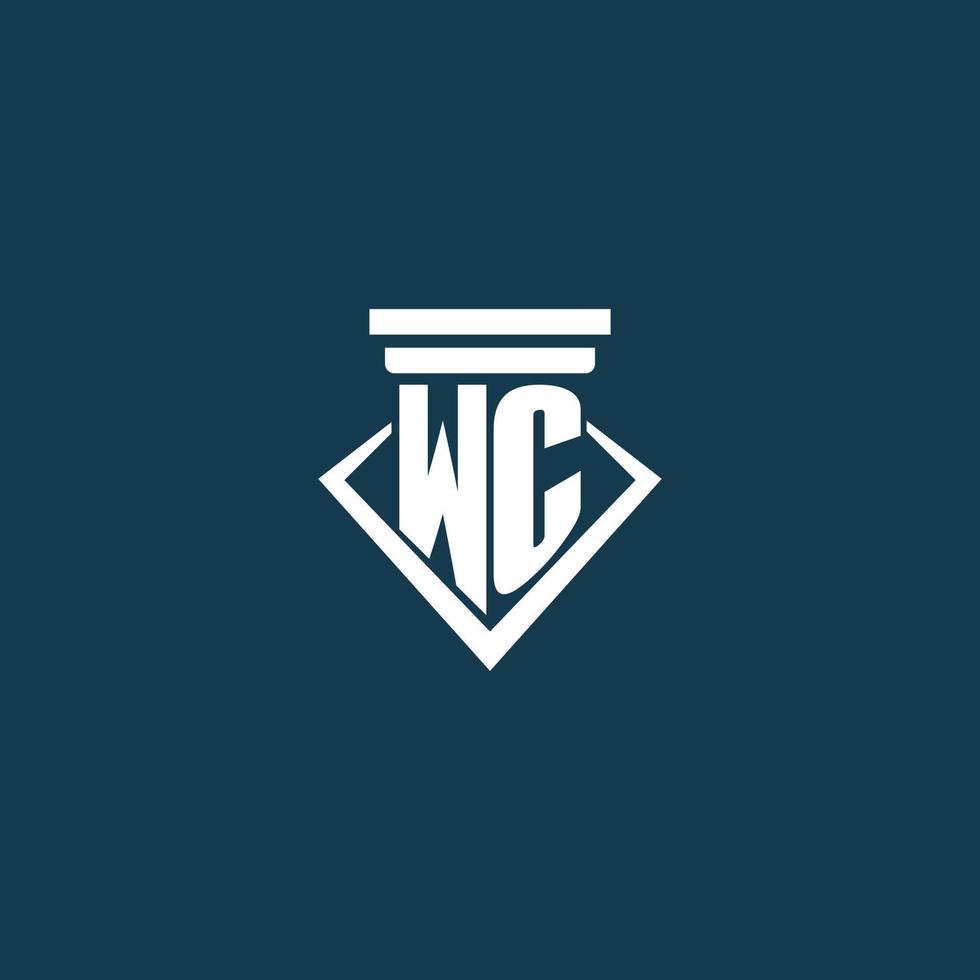 logotipo de monograma inicial wc para bufete de abogados, abogado o defensor con diseño de icono de pilar vector