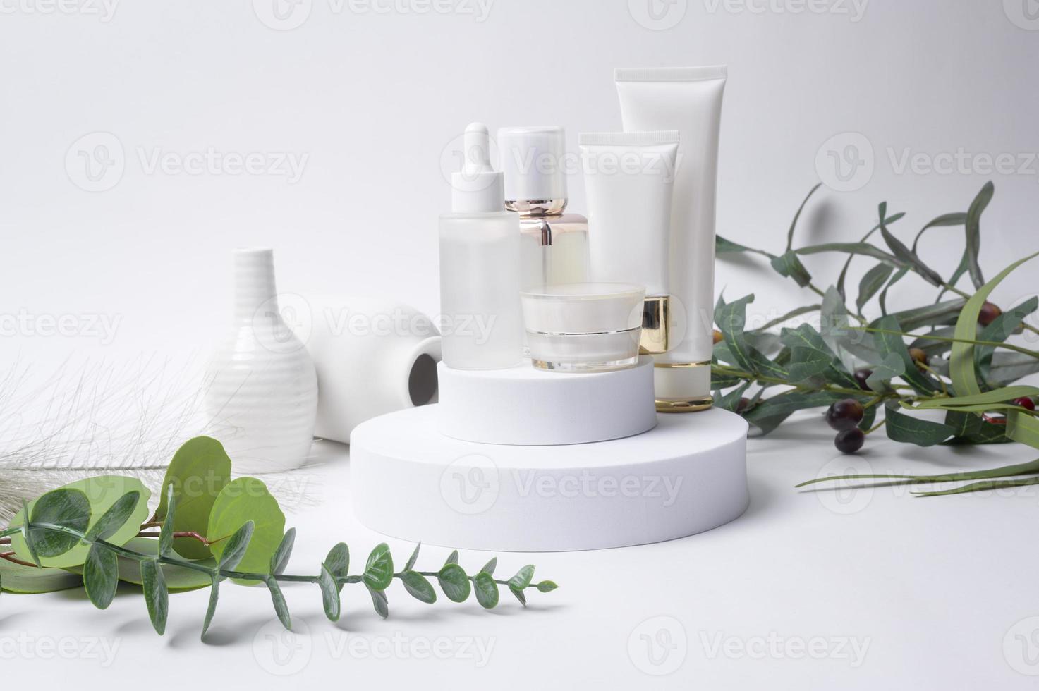 moisturizing cream bottle over leaf background studio, packing and skincare beauty concept photo