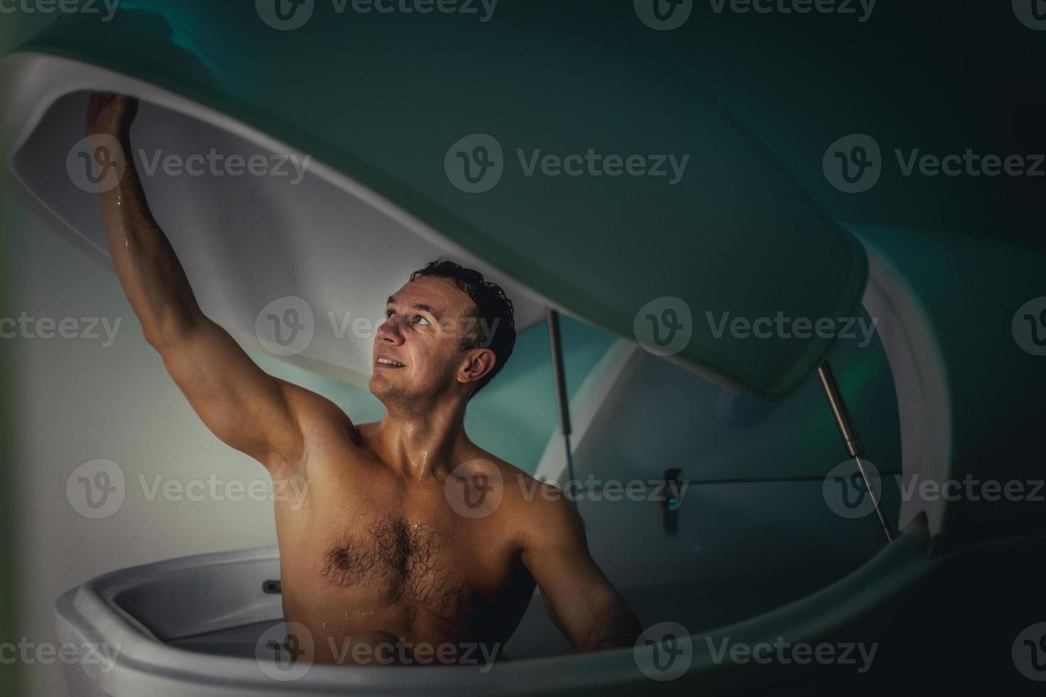 Floatation Tank Therapy 13879394 Stock Photo at Vecteezy