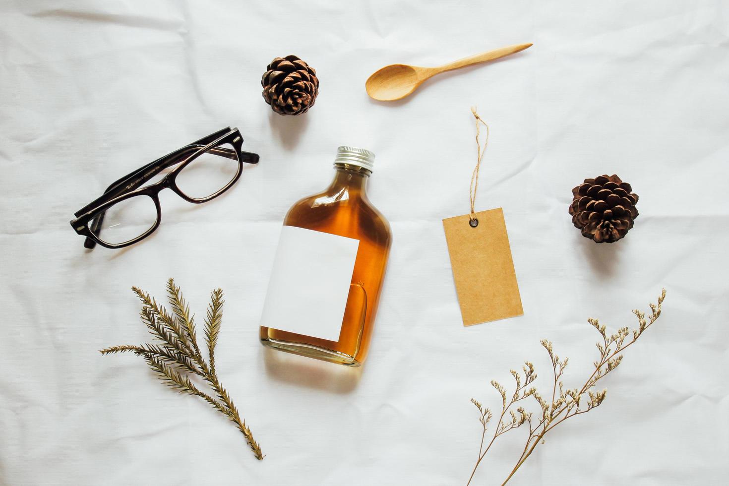 Cold brew tea branding mockup set with glass of iced tea and craft item photo