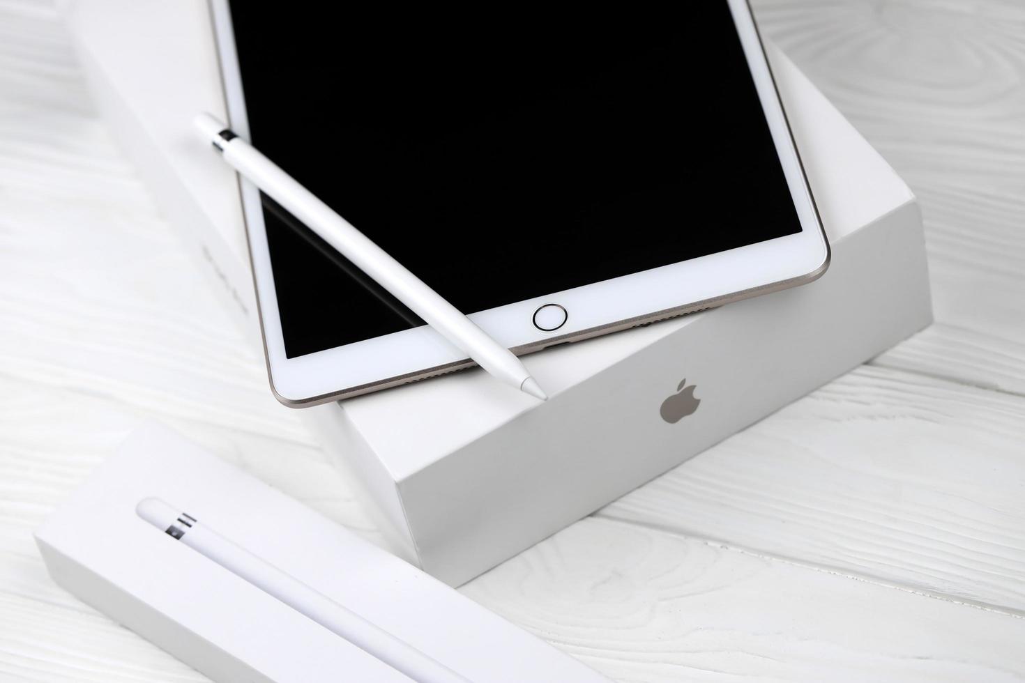 iPad Air 4 - Unboxing y Todo Lo Nuevo! 