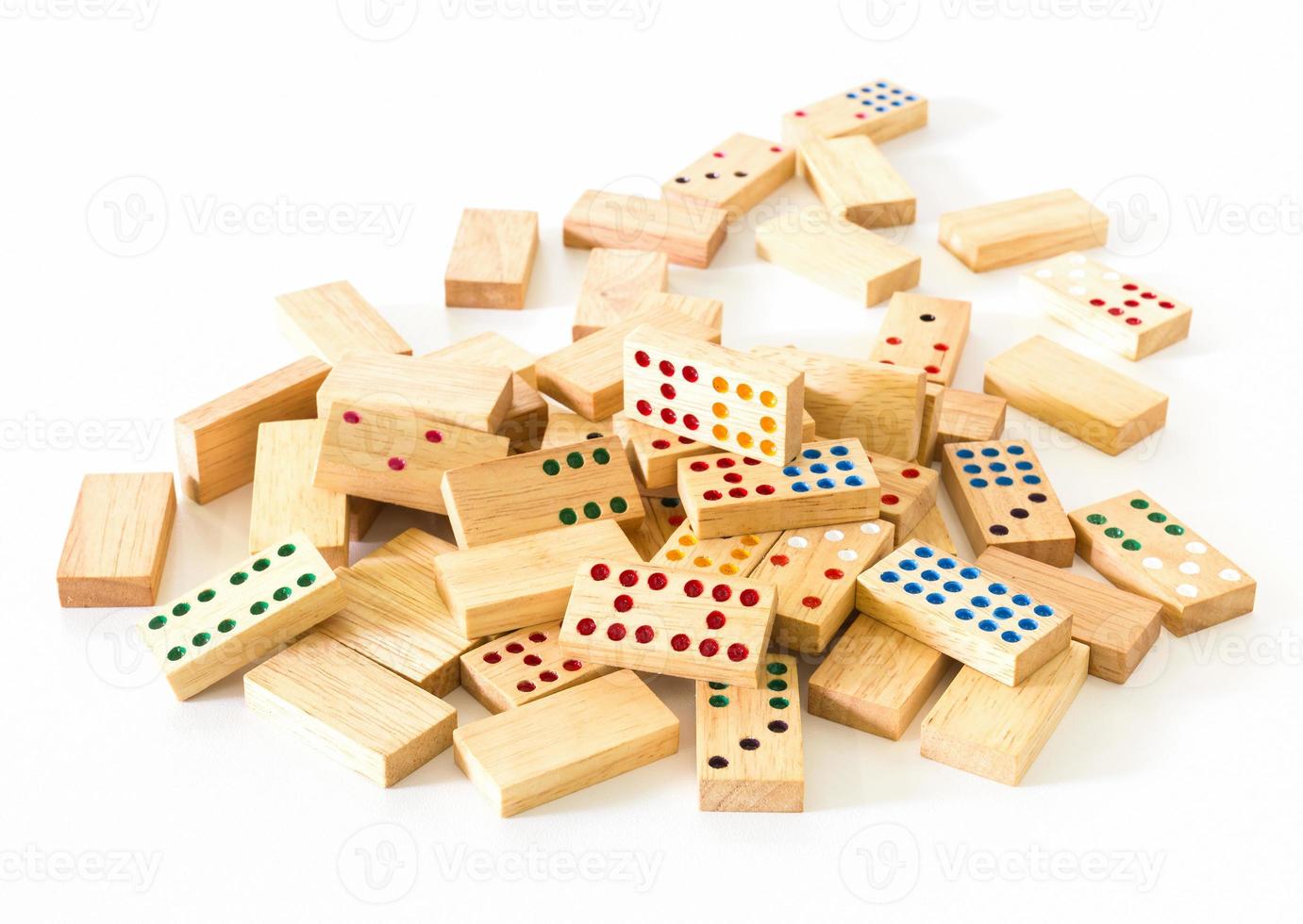 montón de dominó de madera foto