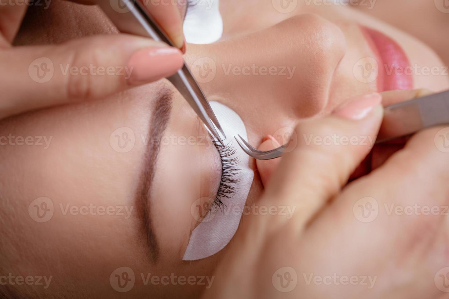 Procedure Eyelashes Extension photo