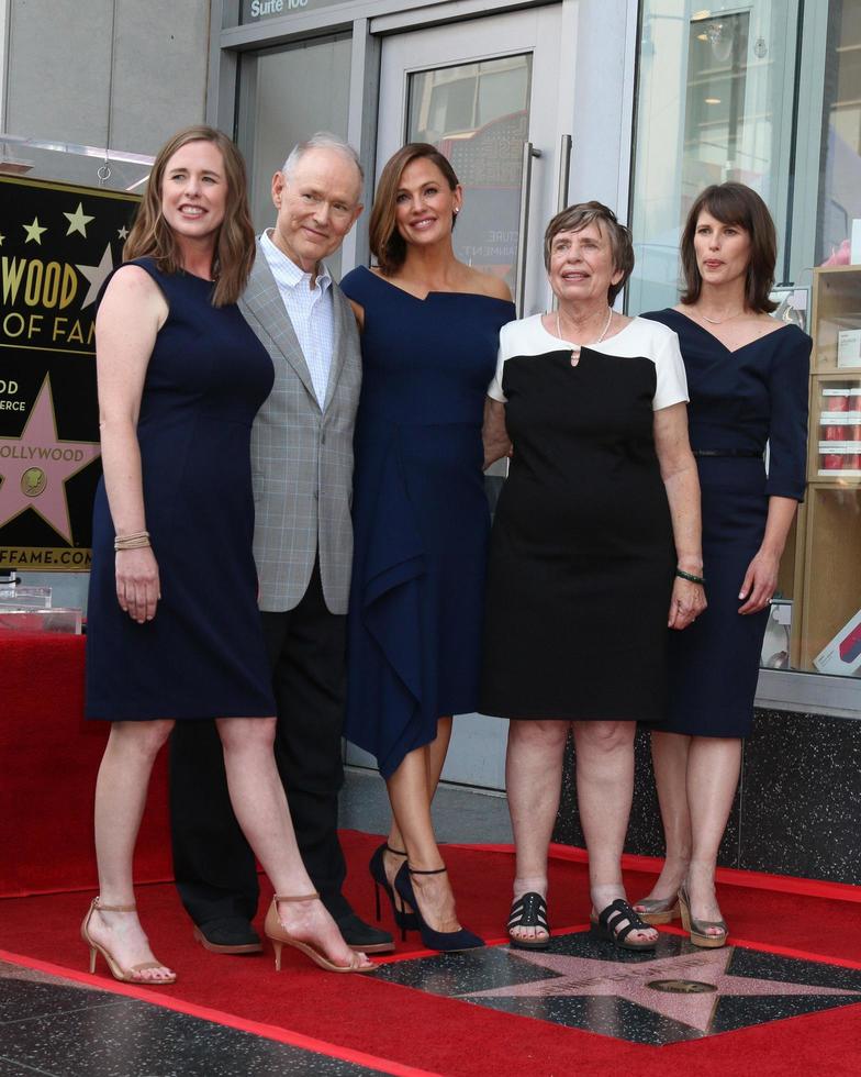 LOS ANGELES - AUG 20 - Susannah Carpenter, Bill Garner, Jennifer Garner, Patricia Garner, Melissa Wylie at the Jennifer Garner Star Ceremony on the Hollywood Walk of Fame on August 20, 2018 in Los Angeles, CA photo