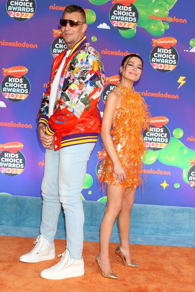 LOS ANGELES - APR 9 - Rob Gronkowski, Miranda Cosgrove at the 2022 Kids Choice Awards at Barker Hanger on April 9, 2022 in Santa Monica, CA photo
