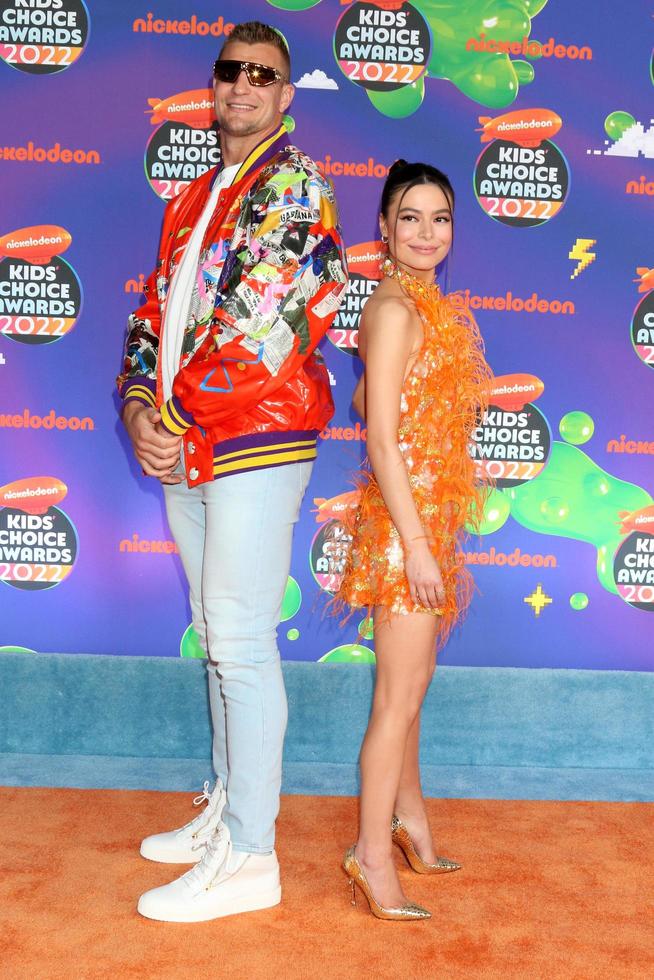 LOS ANGELES - APR 9 - Rob Gronkowski, Miranda Cosgrove at the 2022 Kids Choice Awards at Barker Hanger on April 9, 2022 in Santa Monica, CA photo