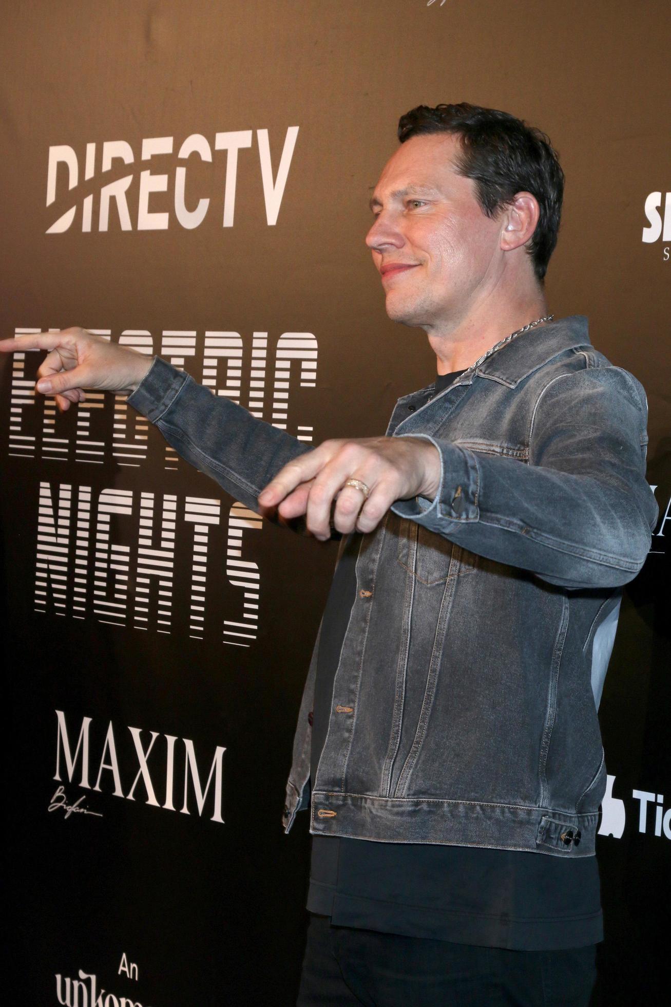 LOS ANGELES FEB 12 Tiesto at the DIRECTV Presents Maxim Electric