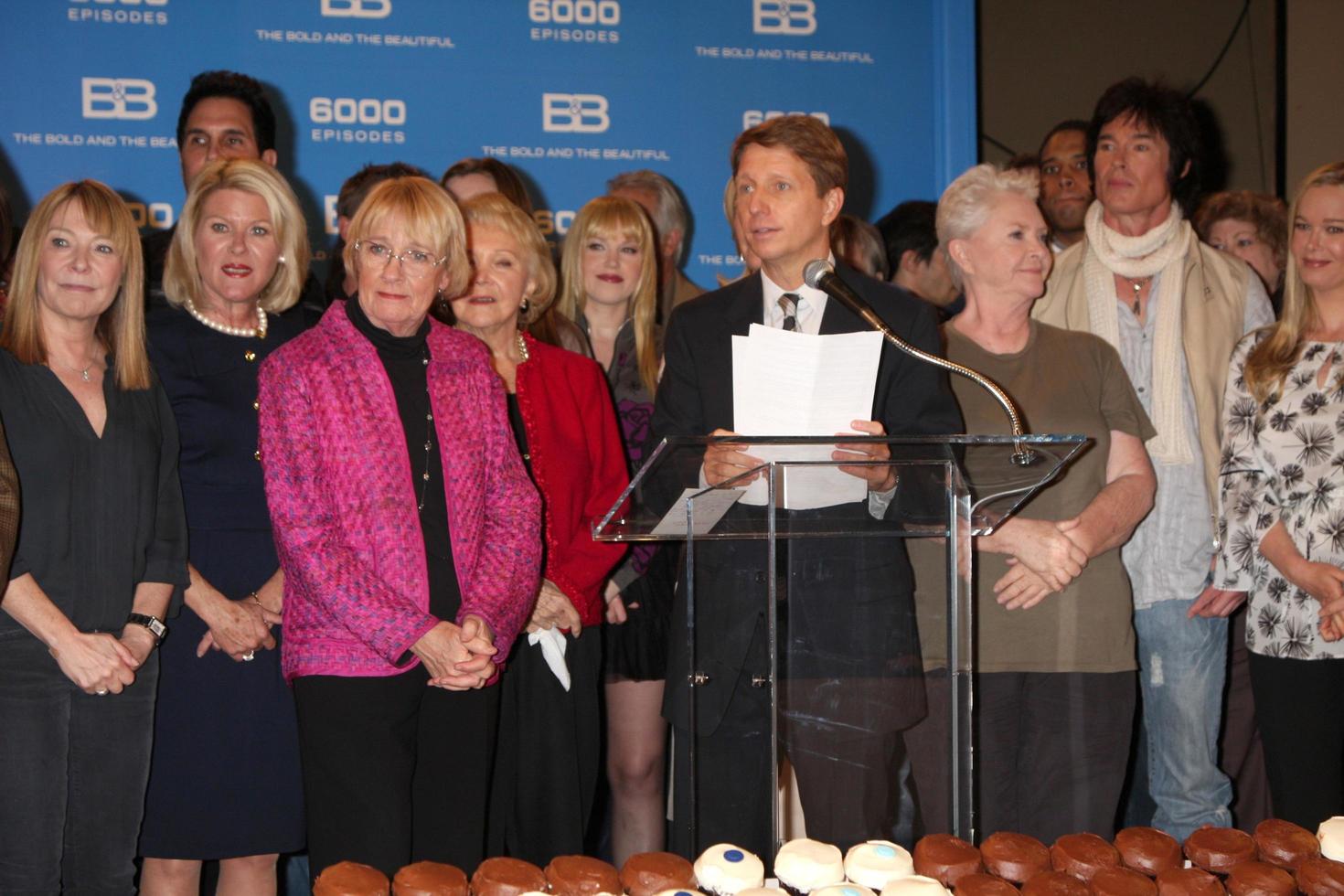 LOS ANGELES, FEB 7 - Kathryn Joosten, with Bold and Beautiful Cast, Brad Bell at the 6000th Show Celebration at The Bold and The Beautiful at CBS Television City on February 7, 2011 in Los Angeles, CA photo