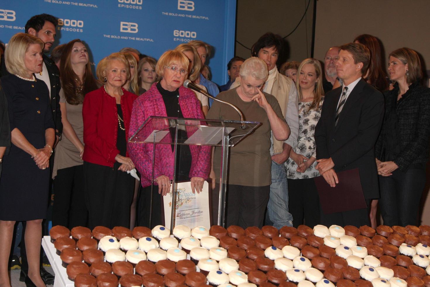LOS ANGELES, FEB 7 - Kathryn Joosten, with Bold and Beautiful Cast, Brad Bell at the 6000th Show Celebration at The Bold and The Beautiful at CBS Television City on February 7, 2011 in Los Angeles, CA photo