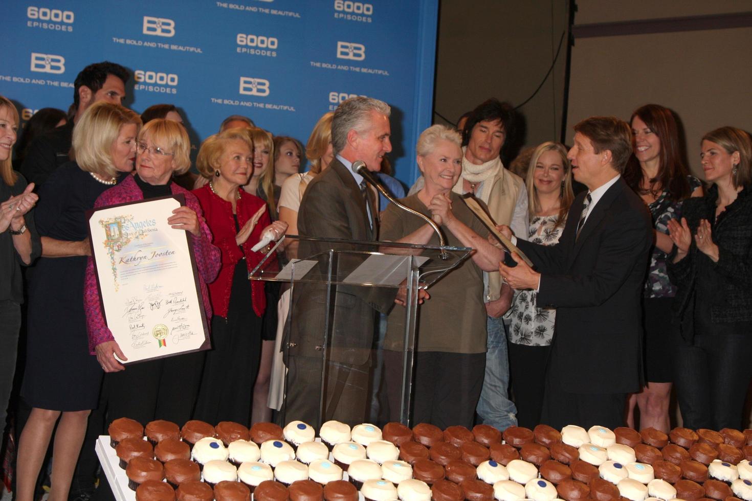 LOS ANGELES, FEB 7 - Kathryn Joosten, with Bold and Beautiful Cast, Brad Bell at the 6000th Show Celebration at The Bold and The Beautiful at CBS Television City on February 7, 2011 in Los Angeles, CA photo