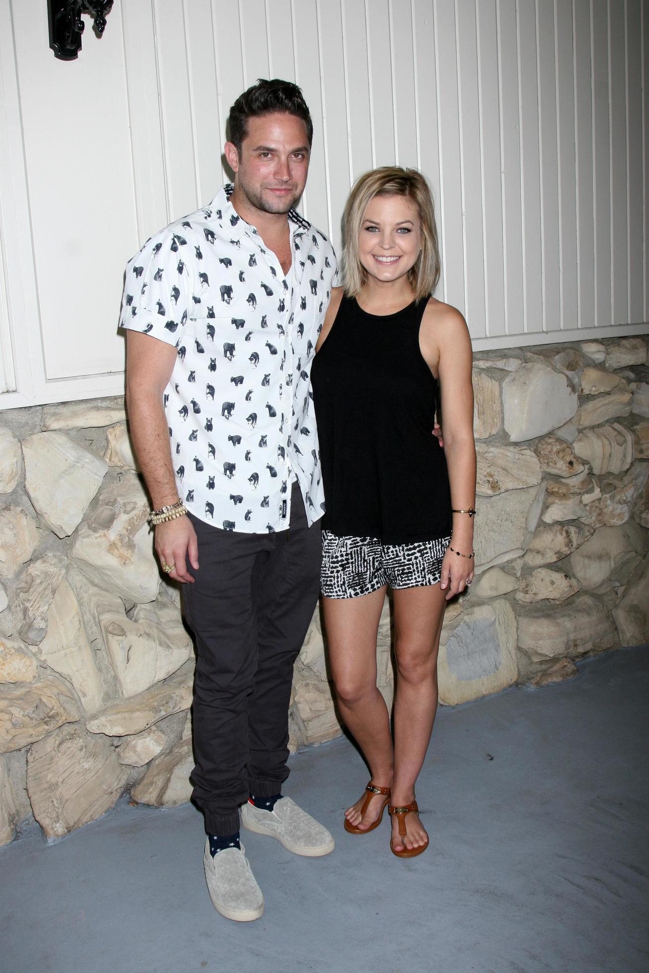 LOS ANGELES, JUL 27 Brandon Barash, Kirsten Storms arrives at the