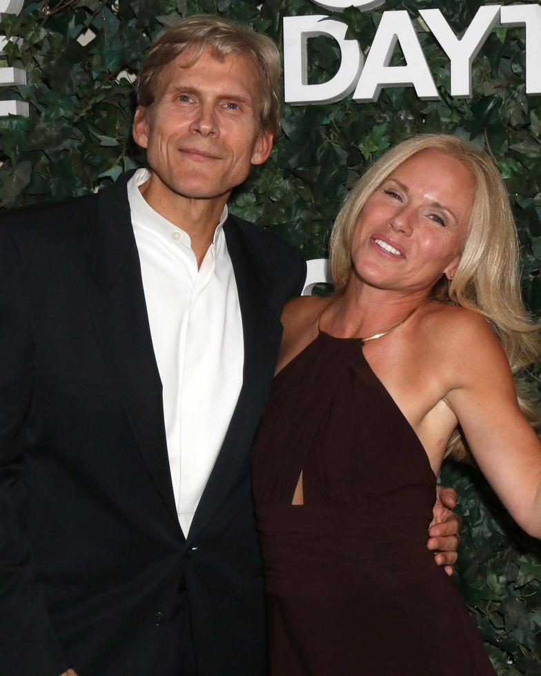 LOS ANGELES, OCT 10 - Grant Aleksander, Beth Chamberlin at the CBS Daytime 1 for 30 Years Exhibit Reception at the Paley Center For Media on October 10, 2016 in Beverly Hills, CA photo