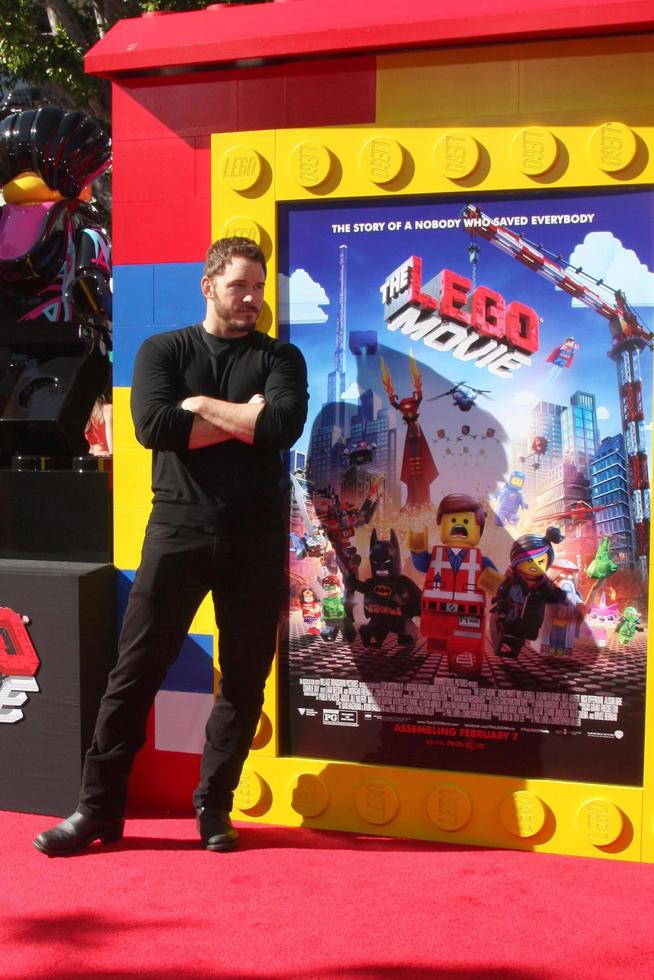 los angeles, 1 de febrero - chris pratt en el estreno de la película lego en el teatro del pueblo el 1 de febrero de 2014 en westwood, ca foto