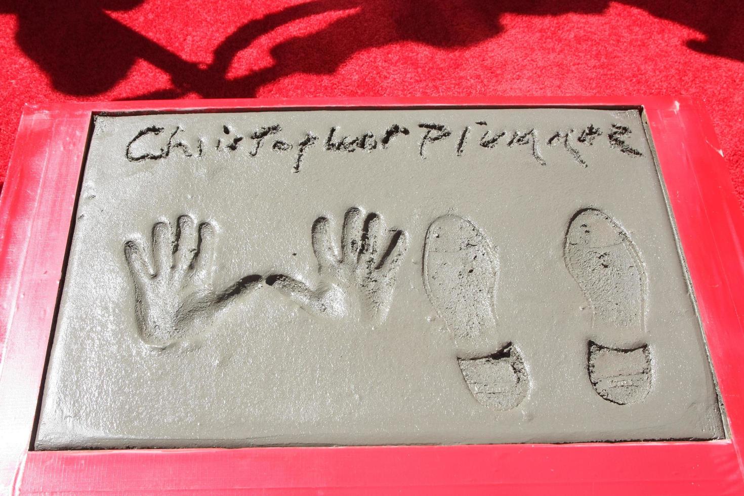 LOS ANGELES, MAR 27 - Christopher Plummer Hand Foot Prints at the Christopher Plummer Hand and Foot Print Ceremony at the TCL Chinese Theater on March 27, 2015 in Los Angeles, CA photo