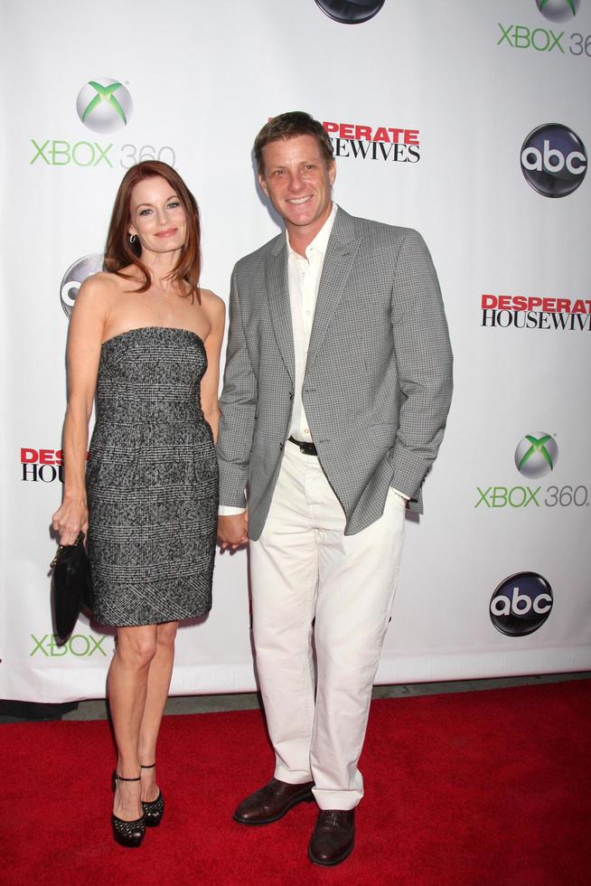 LOS ANGELES, APR 29 - Laura Leighton, Doug Savant arrives at the Desperate Housewives Wrap Party at W Hollywood Hotel on April 29, 2012 in Los Angeles, CA photo