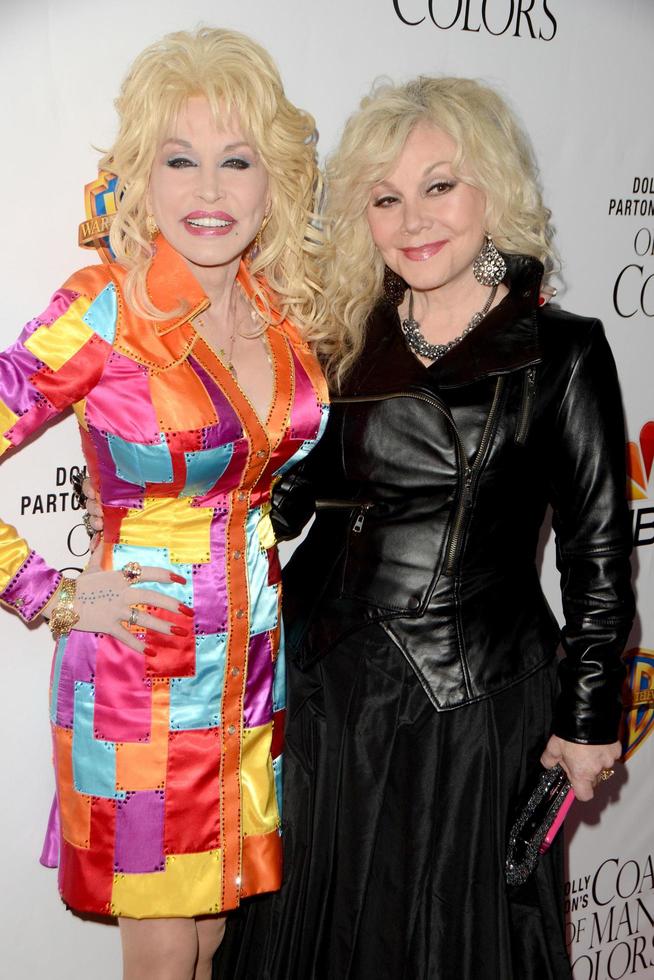 LOS ANGELES, DEC 4 - Dolly Parton, Stella Parton at the Dolly Parton s Coat Of Many Colors at the Egyptian Theater on December 4, 2015 in Los Angeles, CA photo