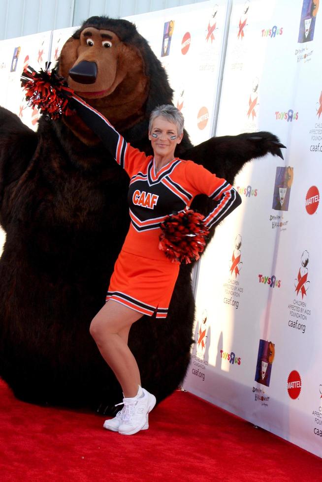 LOS ANGELES, OCT 30 - Jamie Lee Curtis arrives at the 17th Annual Dream Halloween benefiting CAAF at Barker Hanger on October 30, 2010 in Santa Monica, CA photo