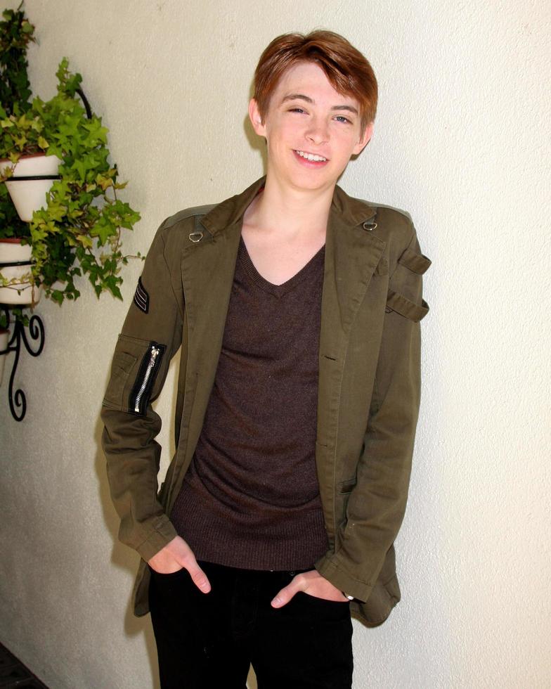 LOS ANGELES, AUG 6 - Dylan Riley Snyder at a private photo shoot at Private Home on August 6, 2011 in Sherman Oaks, CA