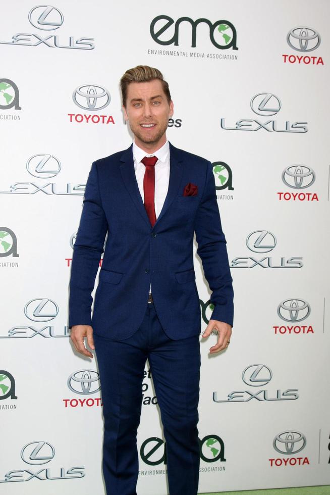 LOS ANGELES, OCT 214 - Lance Bass at the Environmental Media Awards 2015 at the Warner Brothers Studio Lot on October 214, 2015 in Burbank, CA photo