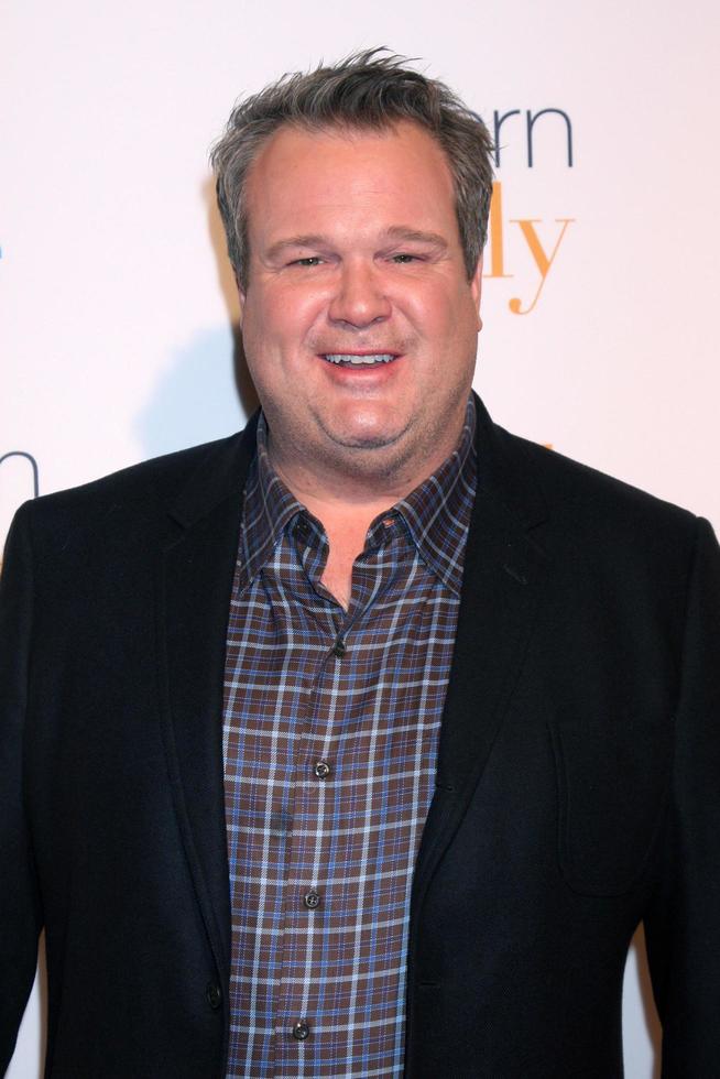 los angeles, 28 de octubre - eric stonestreet en el evento de apreciación de los fanáticos de la red modern family on usa en el teatro del pueblo el 28 de octubre de 2013 en westwood, ca foto