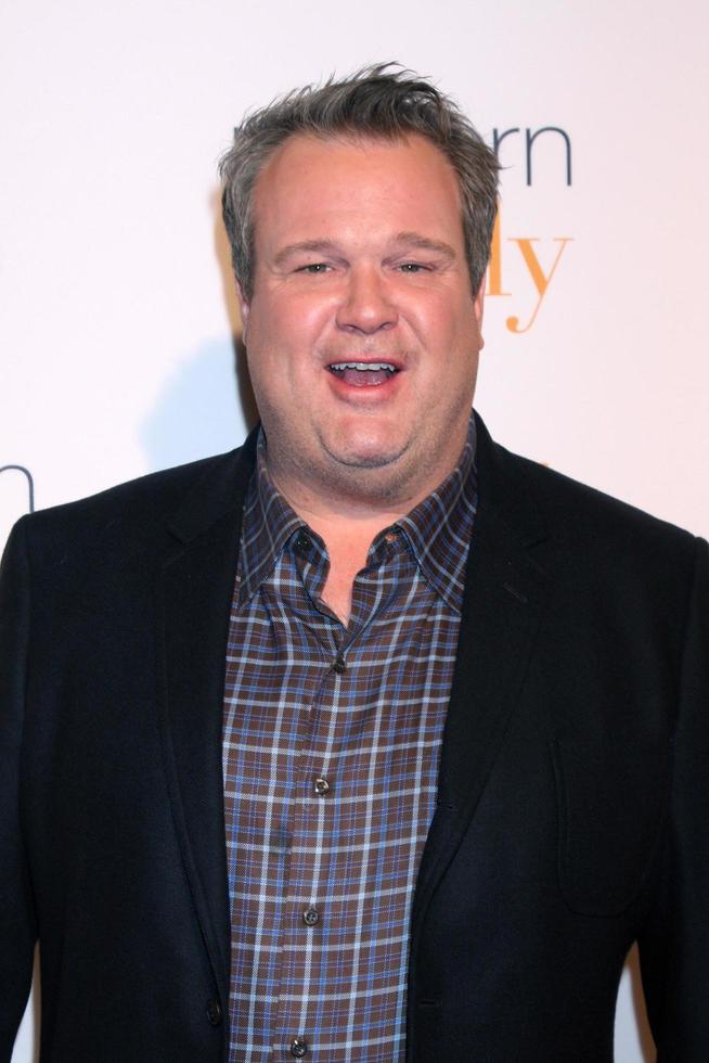 los angeles, 28 de octubre - eric stonestreet en el evento de apreciación de los fanáticos de la red modern family on usa en el teatro del pueblo el 28 de octubre de 2013 en westwood, ca foto