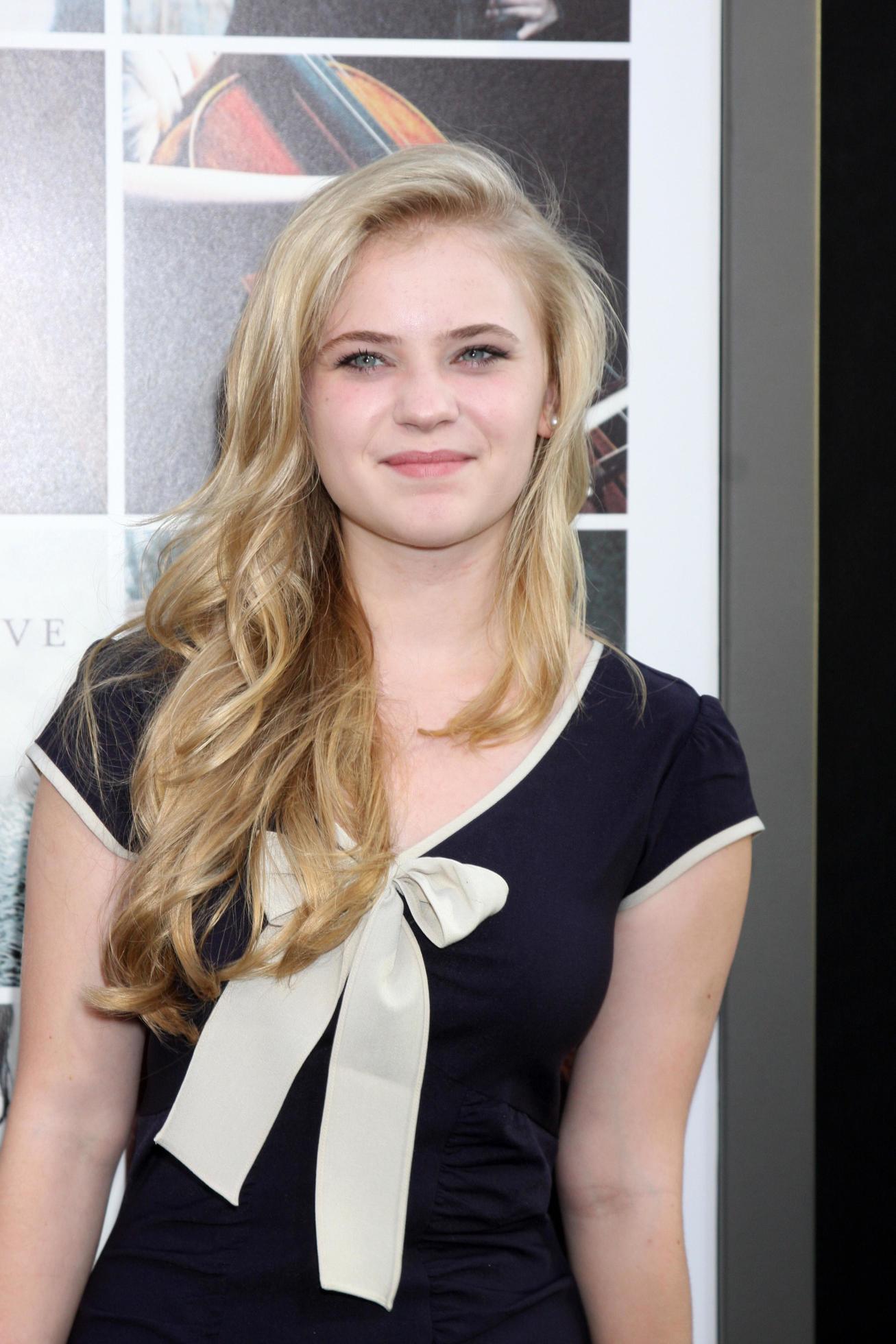 Sierra Mccormick And Her Sister