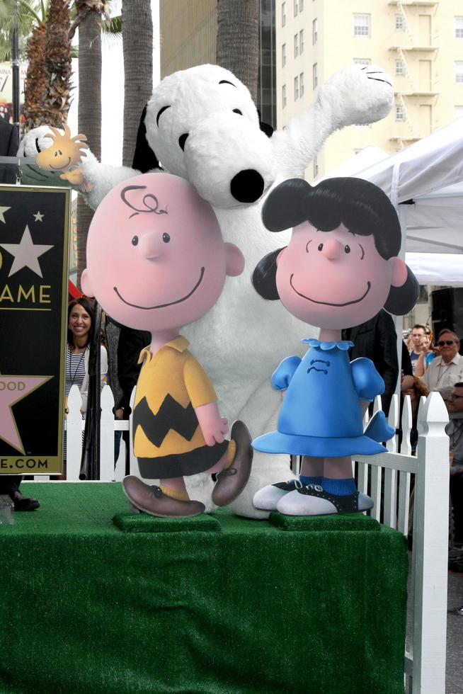 LOS ANGELES, NOV 2 - Charlie Brown, Snoopy, Lucy at the Snoopy Hollywood Walk of Fame Ceremony at the Hollywood Walk of Fame on November 2, 2015 in Los Angeles, CA photo