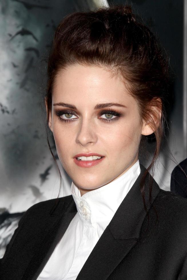 LOS ANGELES, MAY 29 - Kristen Stewart arrives at the Snow White And The Huntsman Los Angeles screening at Village Theater on May 29, 2012 in Westwood, CA photo