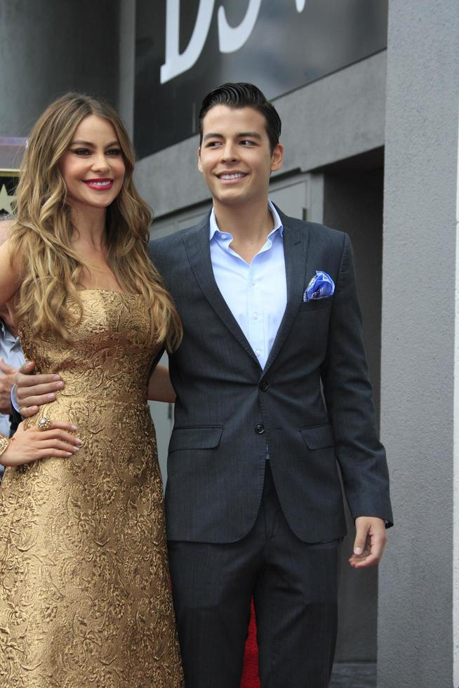 LOS ANGELES, MAY 7 - Sofia Vergara, Manolo Gonzalez-Ripoll Vergara at the Sofia Vergara Hollywood Walk of Fame Ceremony at the Hollywood Blvd on May 7, 2015 in Los Angeles, CA photo