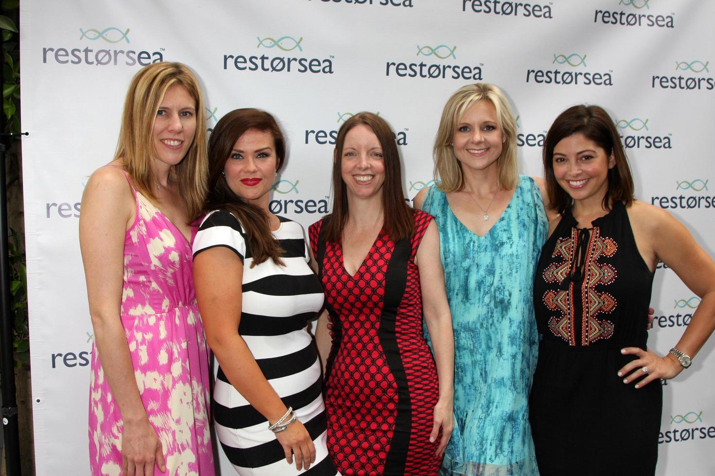 LOS ANGELES, MAY 3 - Susan Ward, Friends at the RESTORSEA Gifting of Skin Care Product at NEMO on May 3, 2014 in West Hollywood, CA photo