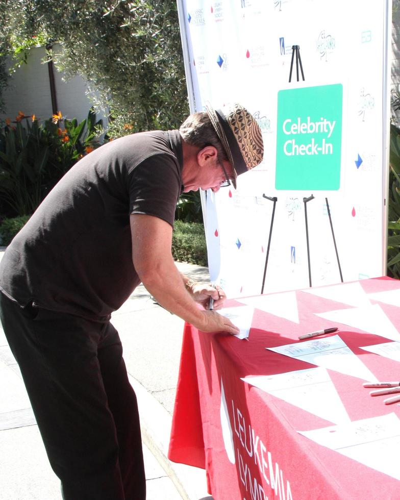 LOS ANGELES, APR 14 - Tim Allen at the Jack Wagner Anuual Golf Tournament benefitting LLS at Lakeside Golf Course on April 14, 2014 in Burbank, CA photo