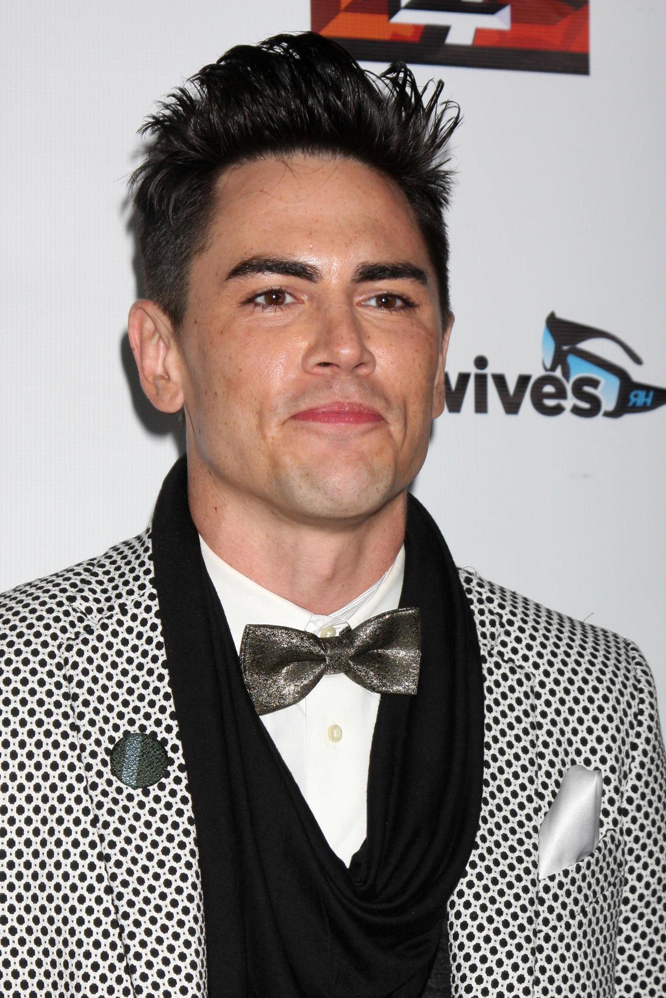 LOS ANGELES, OCT 23 Tom Sandoval at the Real Housewives of Beverly Hills Season 4 Party AND