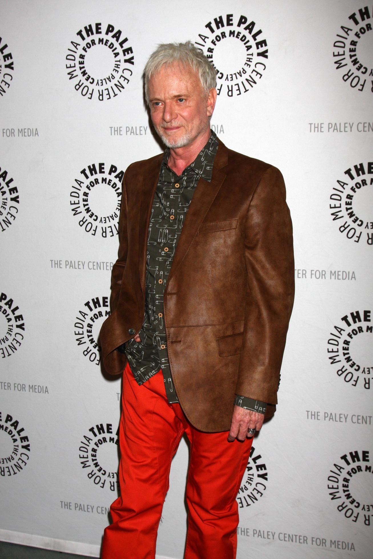 LOS ANGELES, APR 12 Tony Geary arrives at the General Hospital